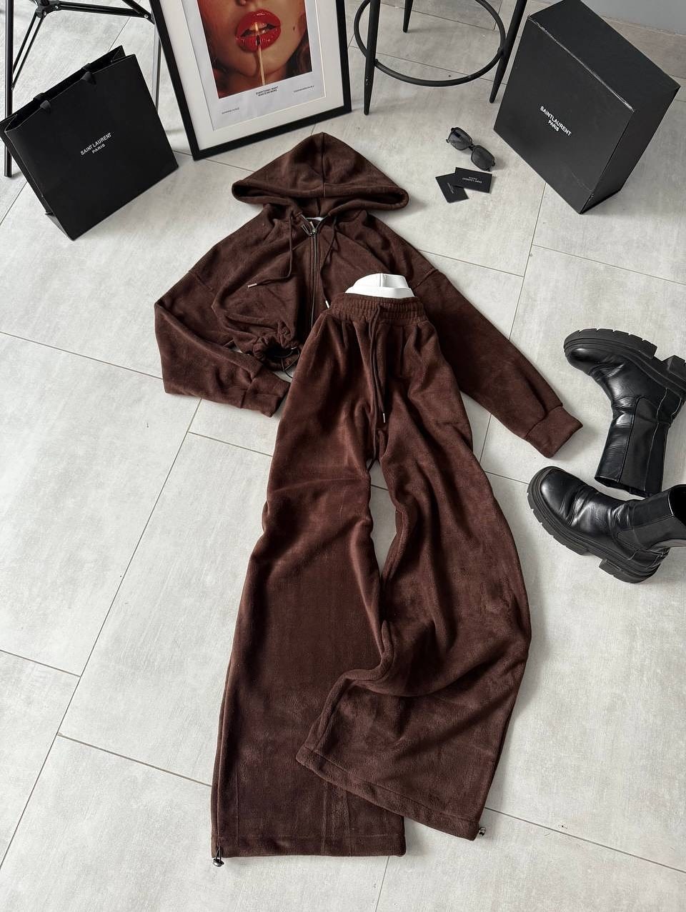 cпортивный костюм велюровый,велюровые костюмы,велюровый спортивный костюм женски,костюм женский велюровый,повседневный костюм
