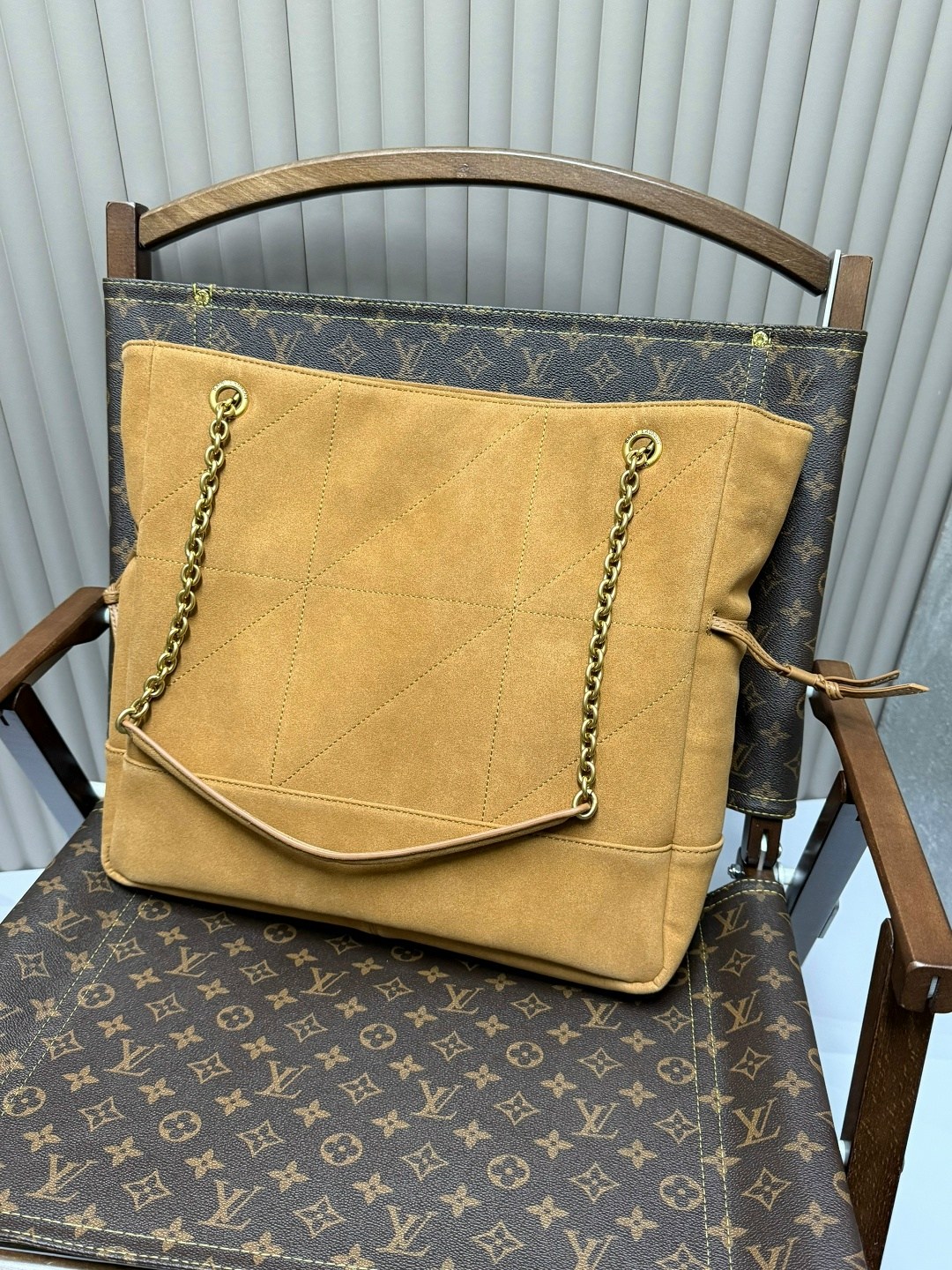 yves saint laurent сумка,сумка женская yves saint laurent,замшевая сумка,модная сумка,сумка женская ysl