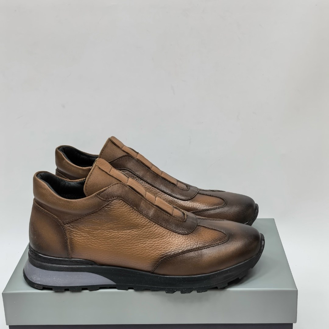 ,обуви, женская,коричневые кроссовки,мужские кроссовки