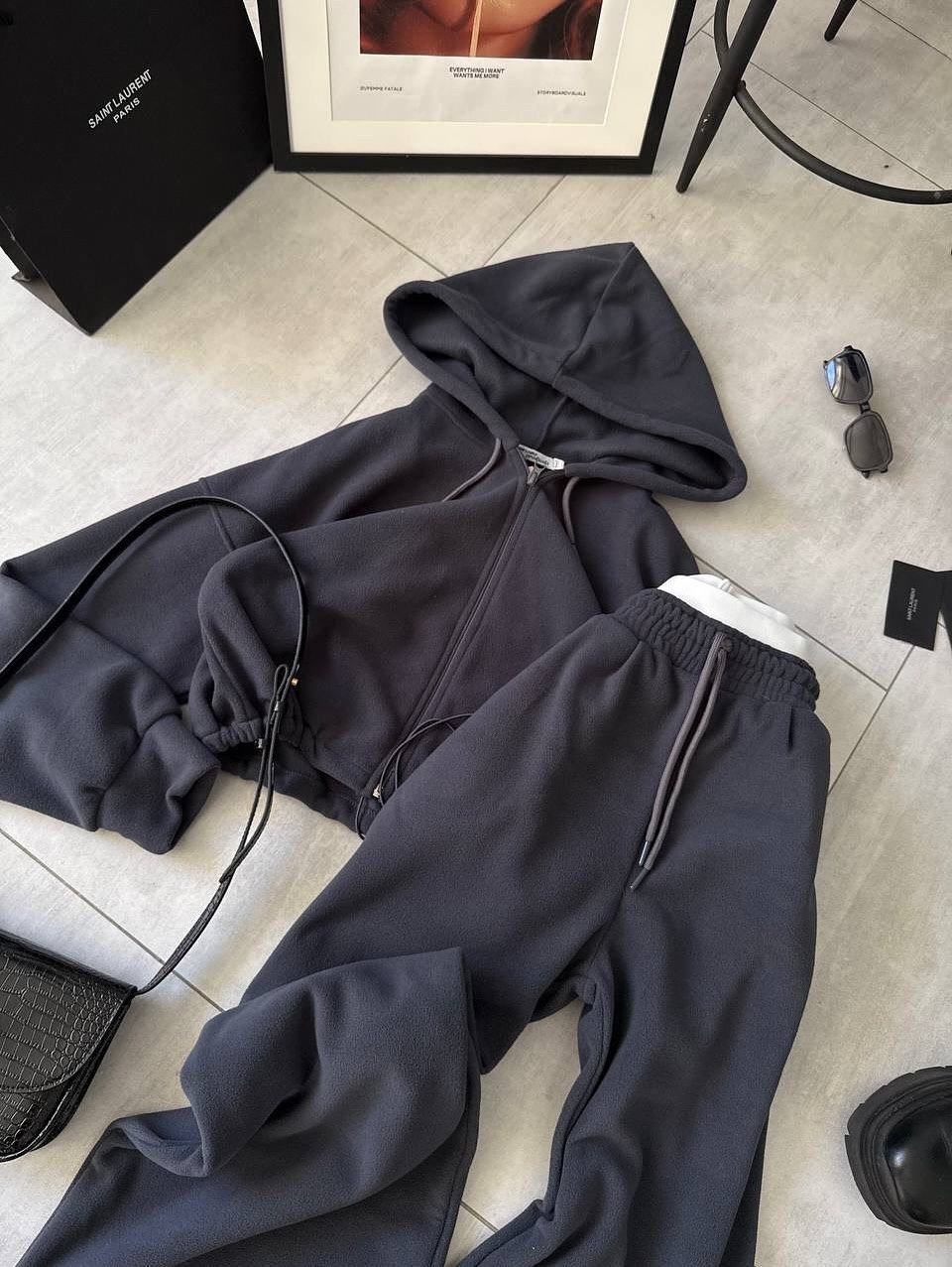 cпортивный костюм велюровый,велюровые костюмы,велюровый спортивный костюм женски,костюм женский велюровый,повседневный костюм