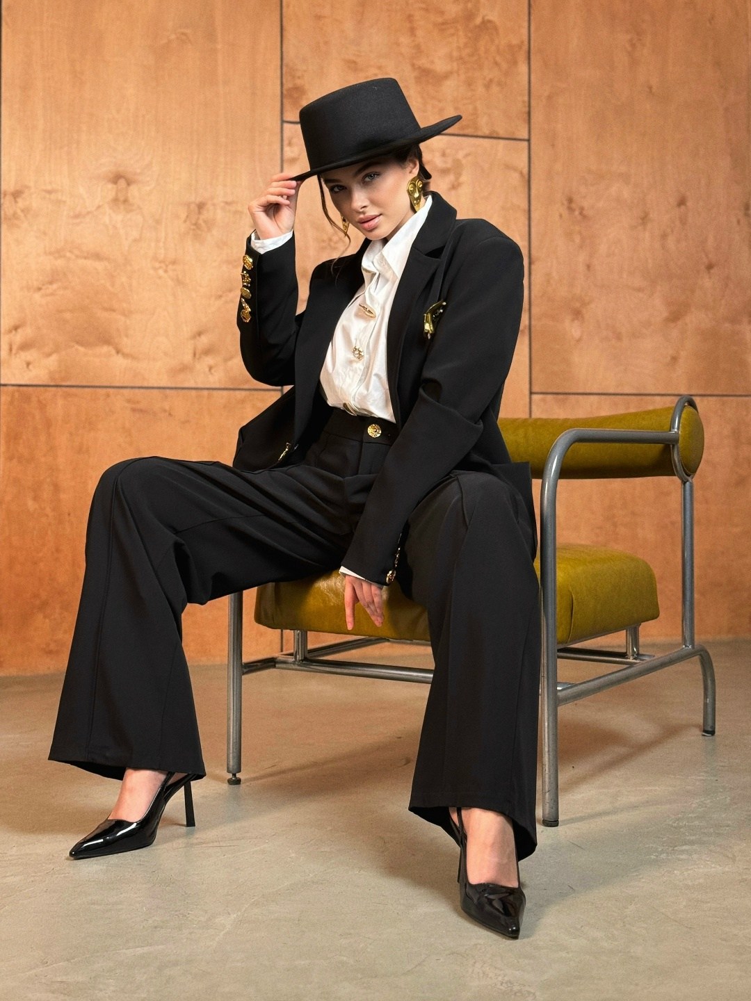 костюмы брючный,женский брючный костюм,черный брючный костюм,женский костюм с брюками,костюм с брюками