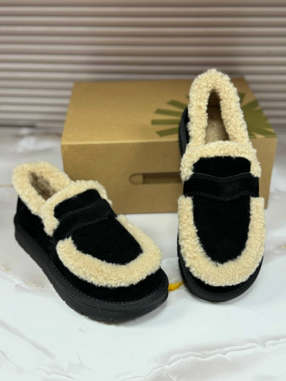 ,женская ,лоферы на меху, женская зимняя,меховые лоферы