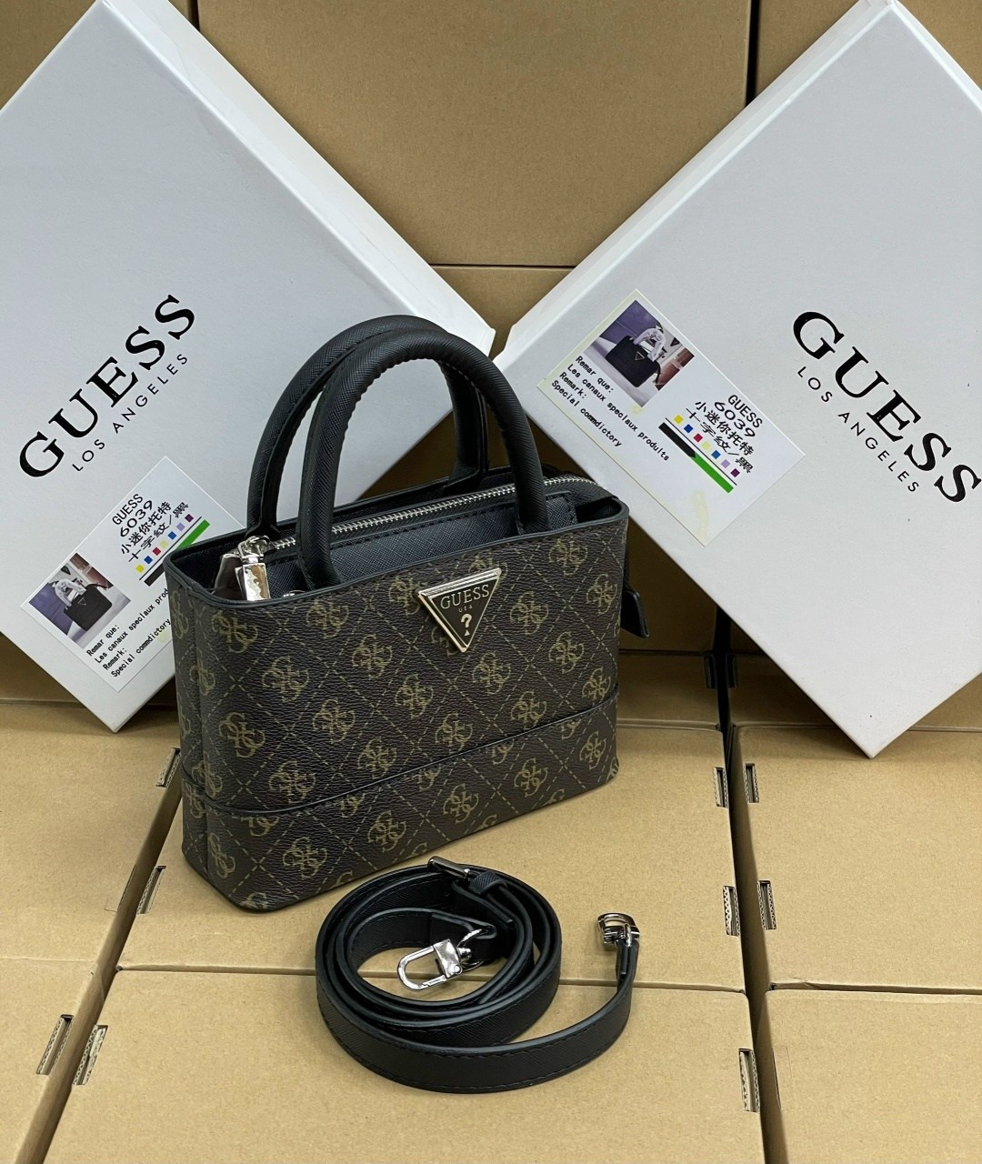 сумка женская guess,guess сумка на плечо,cумка guess,сумка,женская сумка