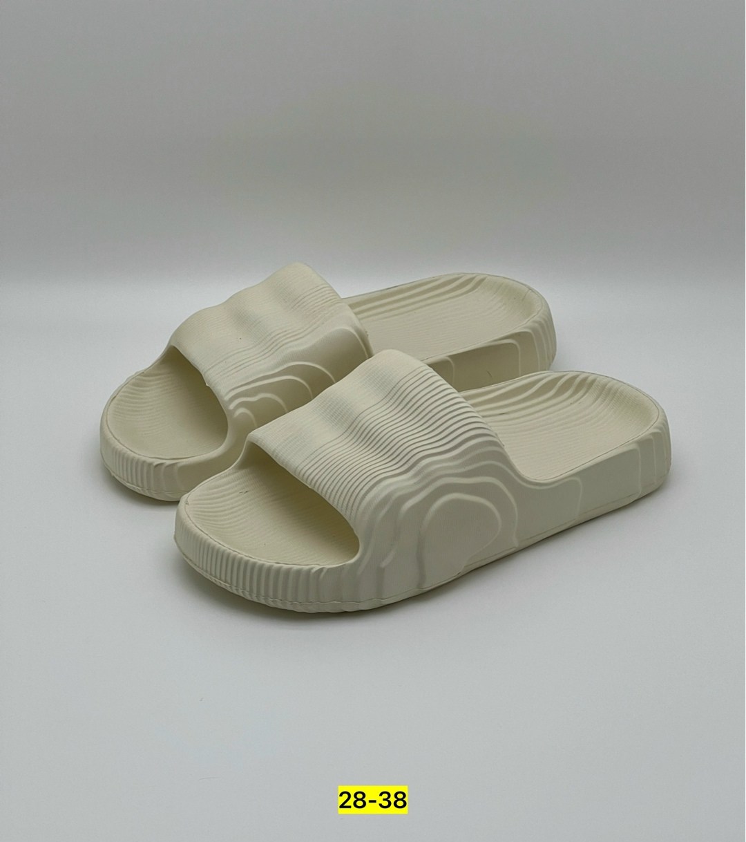 шлепанцы сланцы,,женские шлепанцы,тапки adidas yeezy slide,шлепки изи