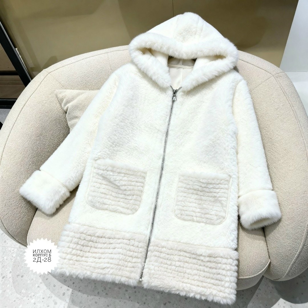 пальто плюшевое,теплое пальто,пальто барашек,кофта теплая,пальто с капюшоном