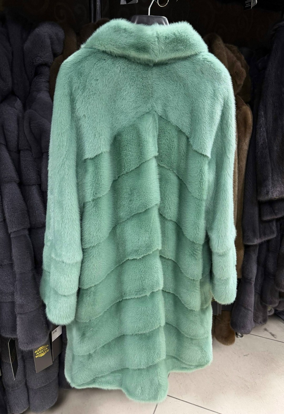 зеленая норковая шуба,норковая шуба,шуба из норки,шуба искусственная,шуба норка