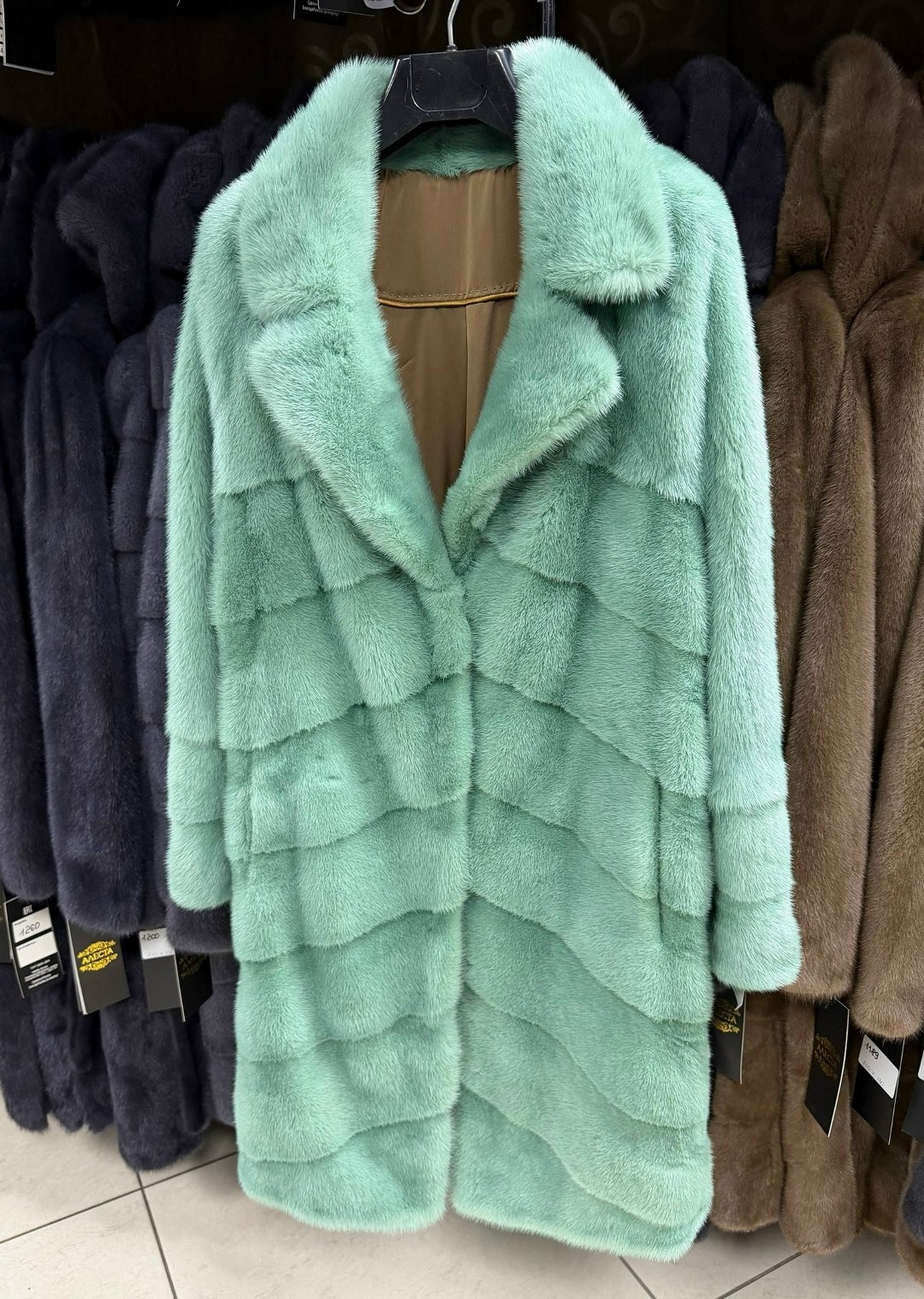 зеленая норковая шуба,норковая шуба,шуба из норки,шуба искусственная,шуба норка
