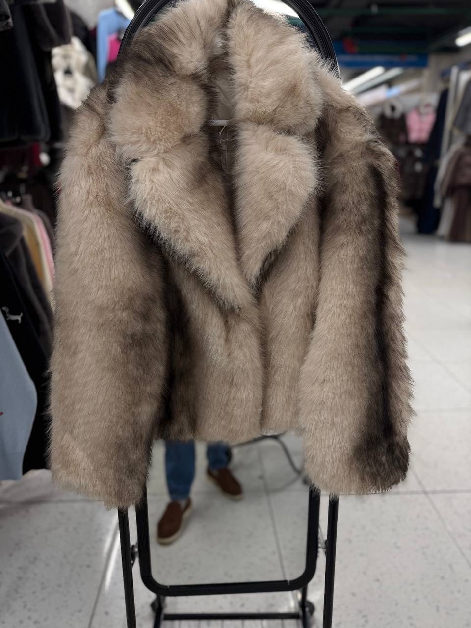 шуба искусственная,женская шуба,шубка,меховое пальто,меховая куртка