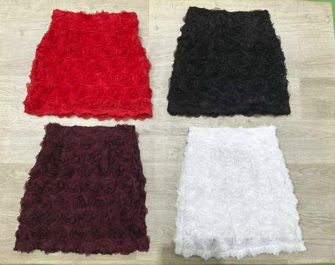 белая юбка,юбка с розами,мини юбка,женский юбки,юбка с объемными цветами