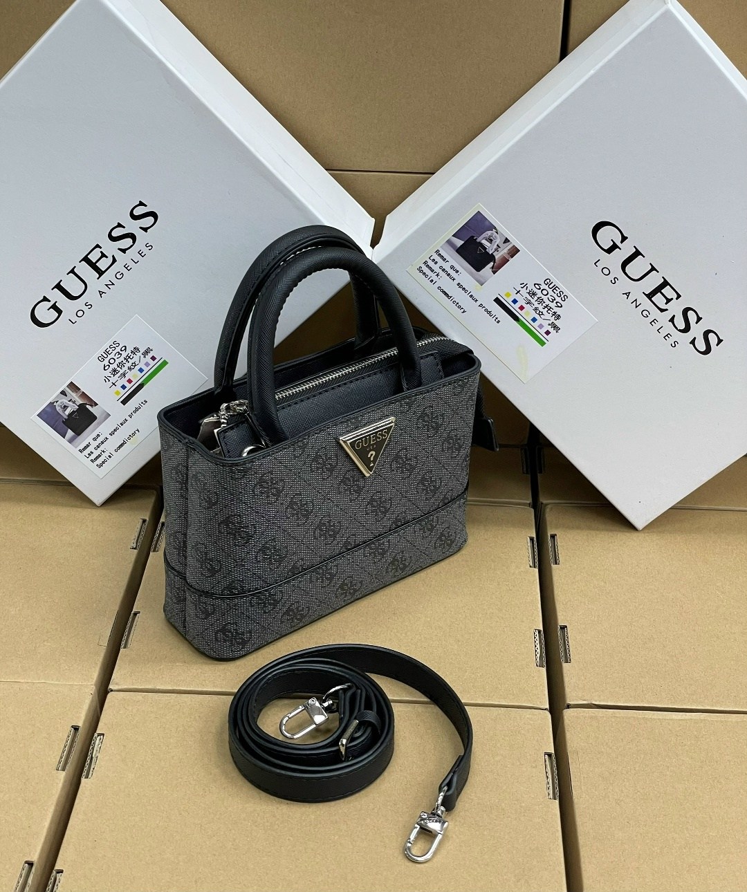 сумка женская guess,guess сумка на плечо,cумка guess,сумка,женская сумка