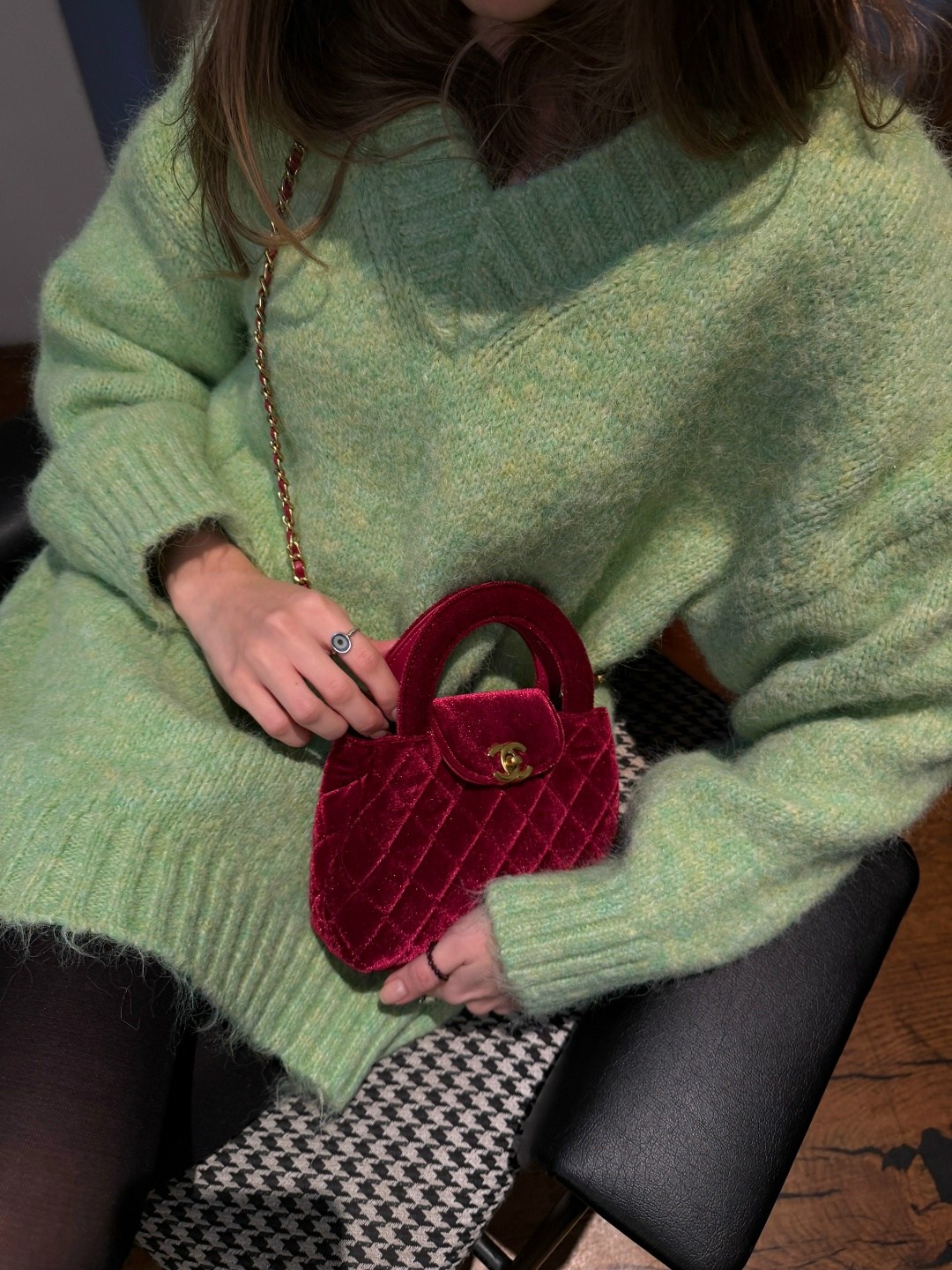 сумочка модная,сумочка,сумка модная,сумка с цепочкой,сумка бархатная женская