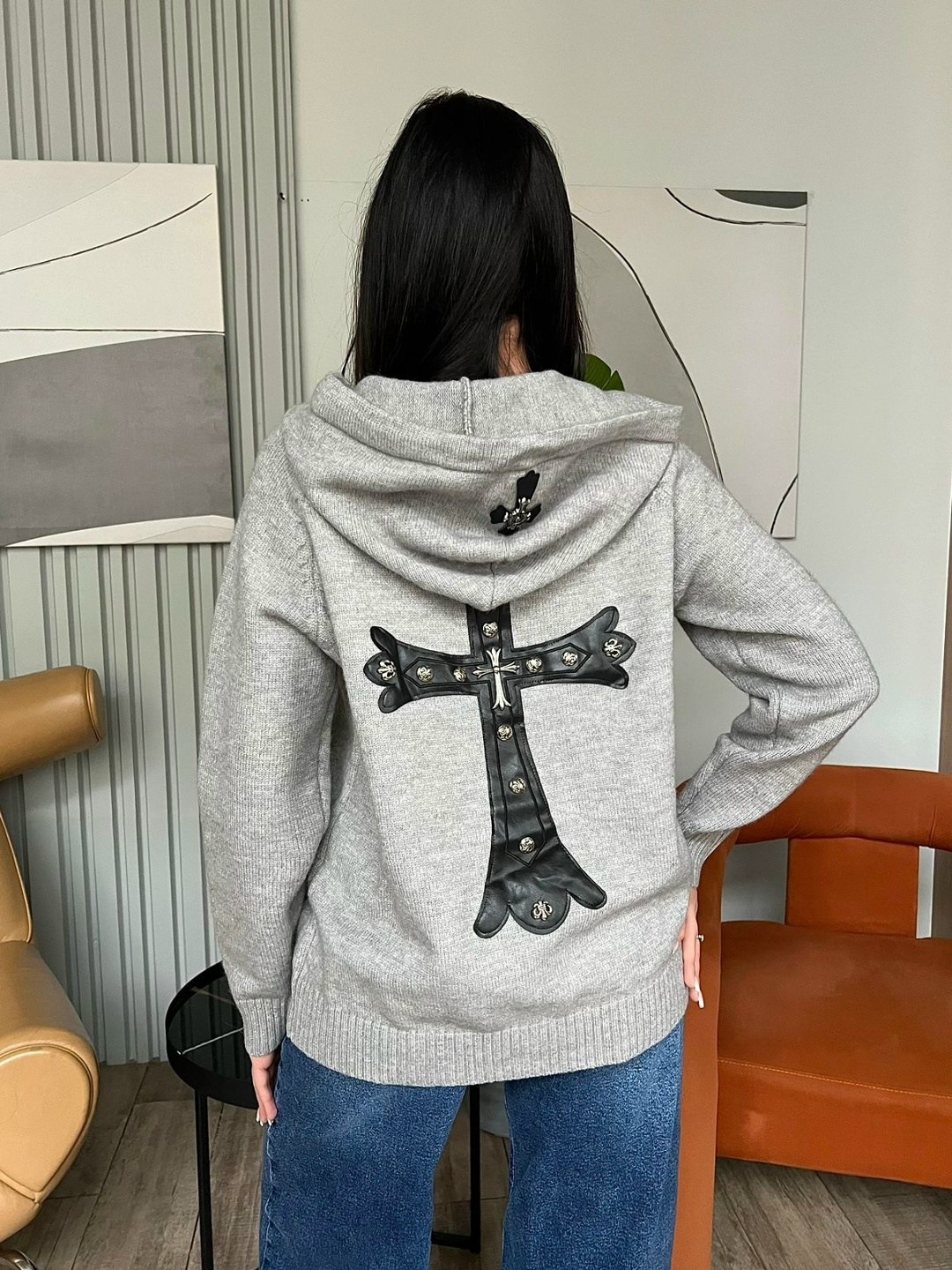 женская кофта,кофта модная,кофта с капюшоном,свитера с капюшоном,свитера женские