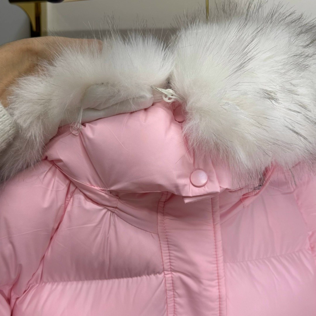 зимняя куртка пуховик,куртка пуховик,короткий пуховик,зимние куртки женские,женский короткий пуховик