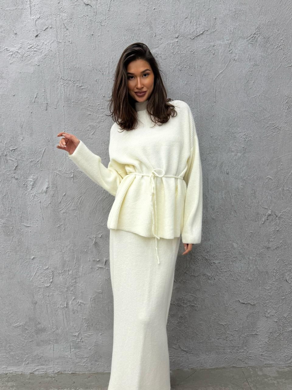 трикотажные костюмы с юбкой,трикотажный вязаный костюм с юбкой,трикотажные костюмы,женский трикотажный костюм с юбкой,костюм вязаный с юбкой