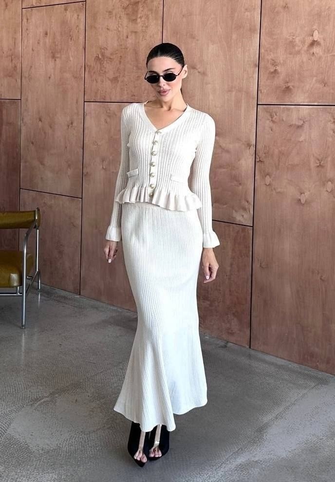 модные костюмы,вязаный костюм с юбкой,костюм с юбкой миди,костюмы женские с юбкой,теплый костюм с юбкой