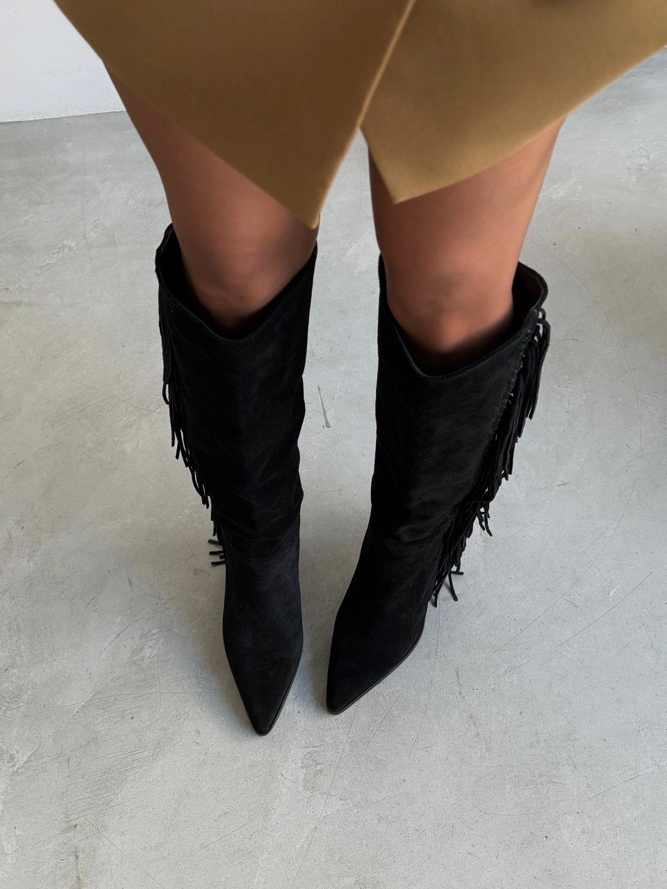 замшевые сапоги,сапоги с бахромой,сапоги казаки,сапоги казаки высокие,сапоги женские замшевые