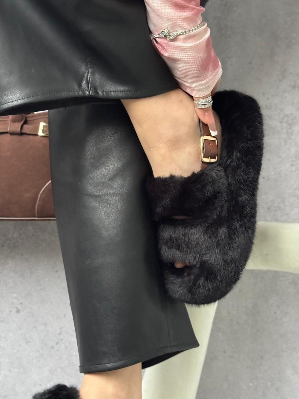 меховая ,меховые тапочки,тапочки модные,меховые туфли,тапки с мехом