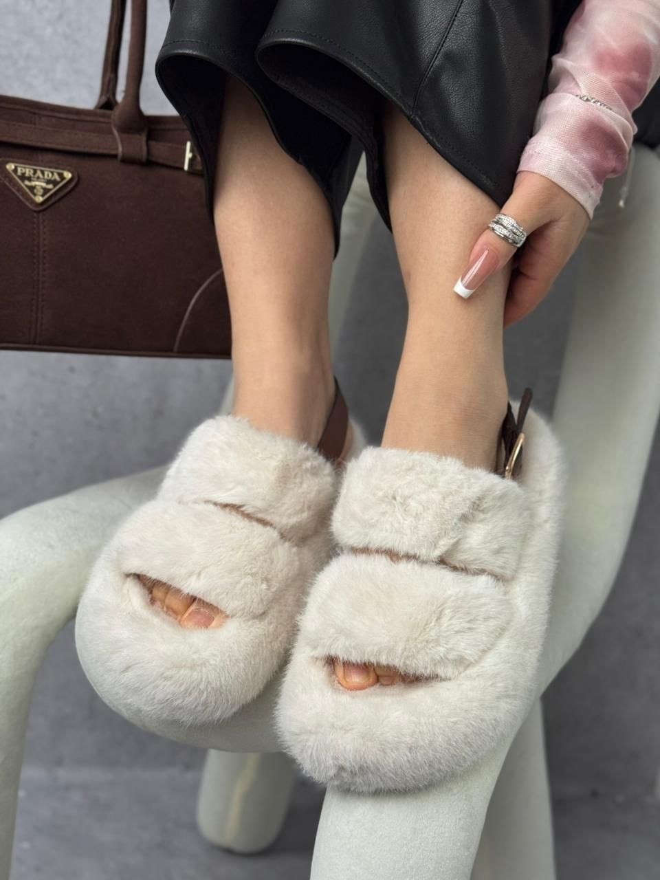 меховая ,меховые тапочки,тапочки модные,меховые туфли,тапки с мехом