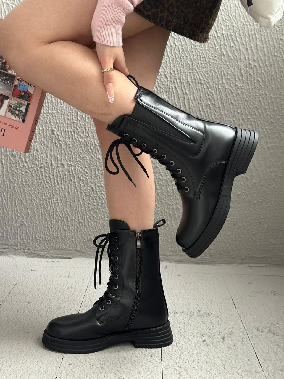 ,ботинки женские,модные ботинки,женские ботинки на шнуровке,ботинки на шнуровке