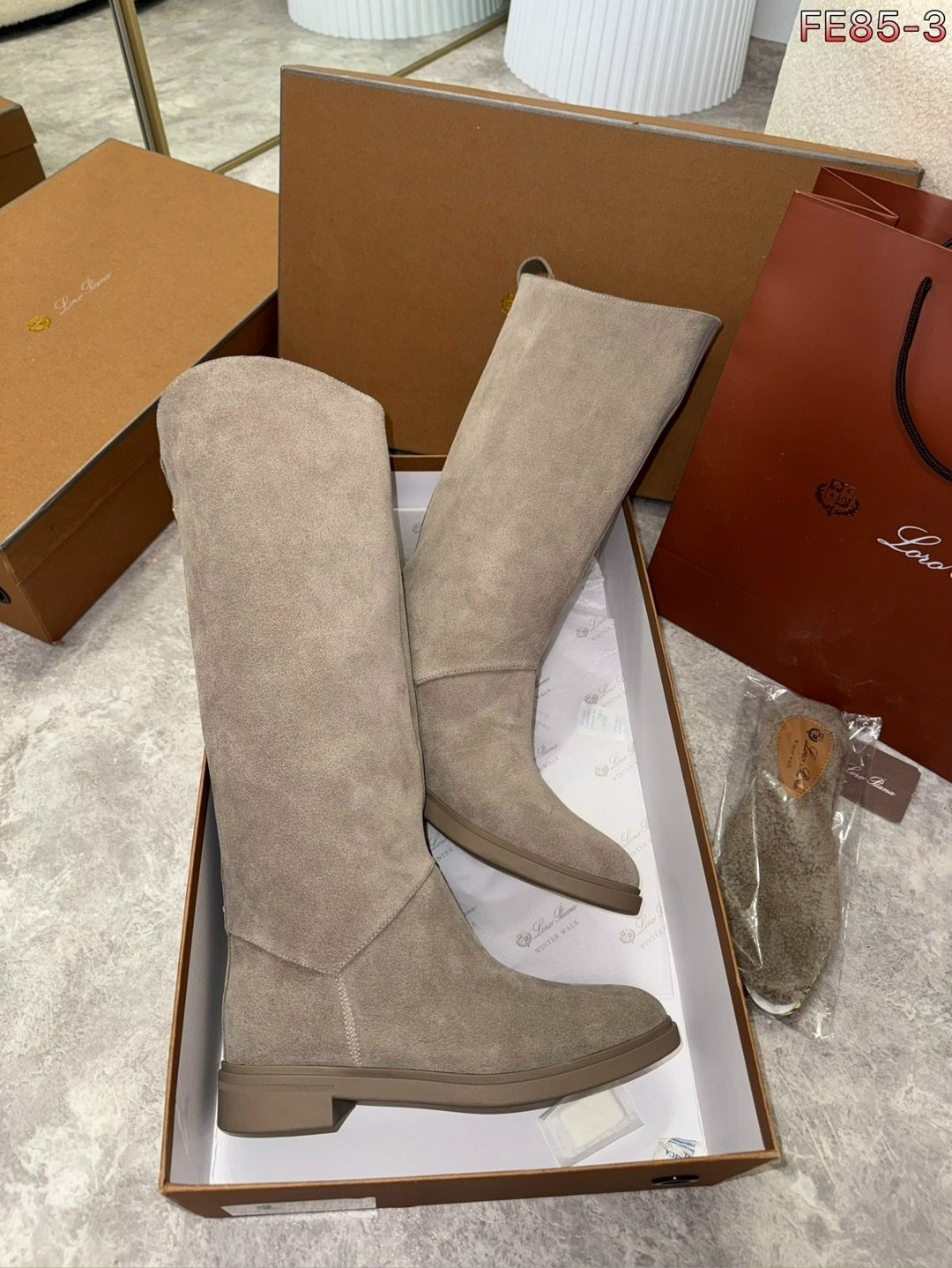 замшевые сапоги,замшевые сапоги женские,,сапоги женские демисезонные замшевые,сапог женский