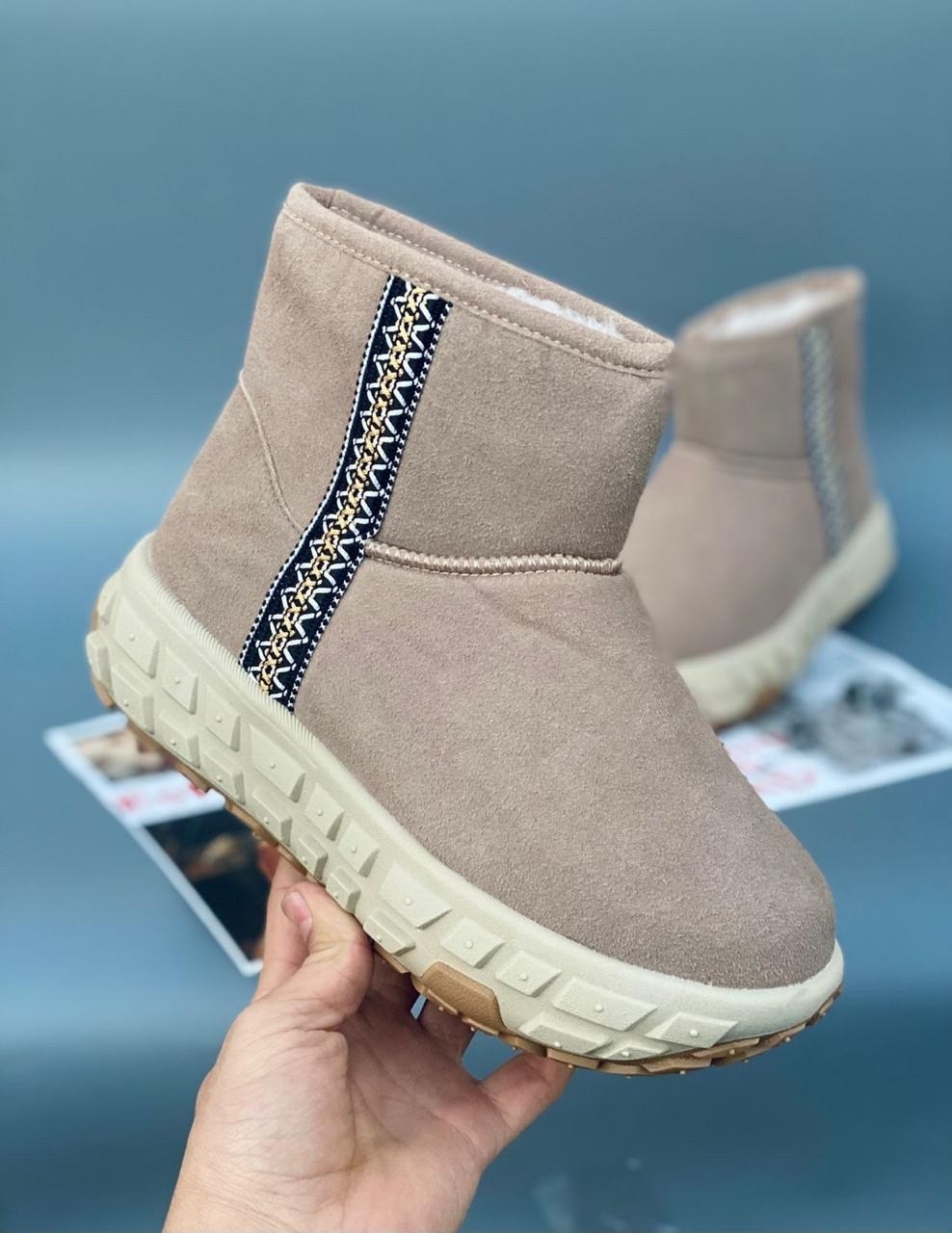 ,зимняя ,теплая ,женская  зимняя,короткие сапоги