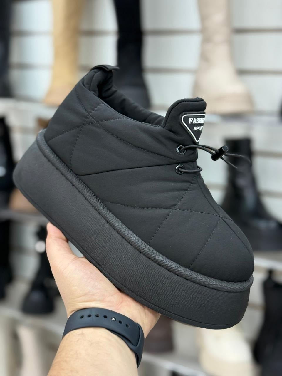 ,угги женские,угги дутики зимние короткие на высокой подошве,угги зимние короткие на платформе,дутики женские