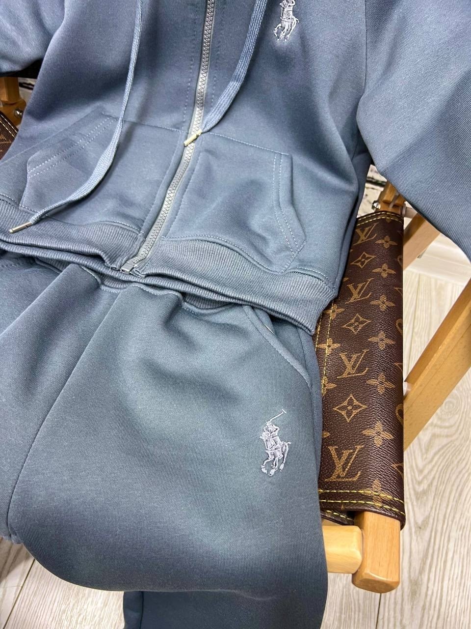 костюм спортивный мальчикам,костюм на флисе,детские спортивные костюмы,спортивные костюмы на флисе,костюмы детские