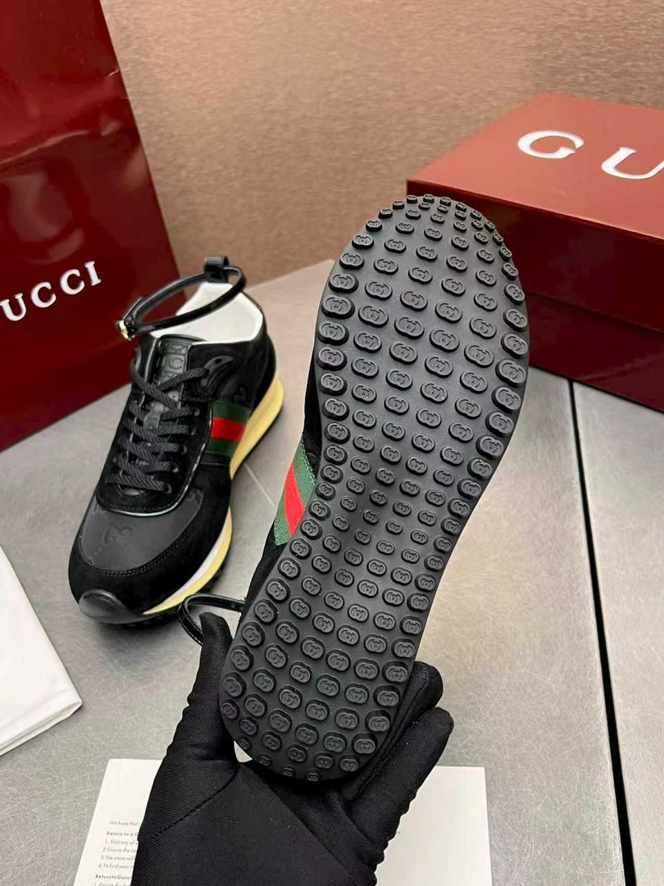 gucci кроссовки,,кроссовки женские gucci,кроссовки gucci rhyton черные,кожаными кроссовками gucci