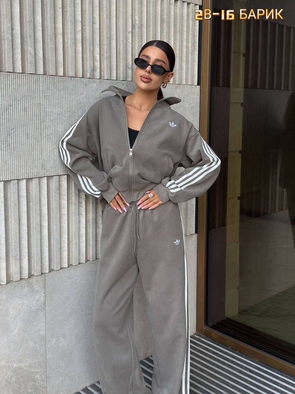 красный костюм адидас ориджинал,костюм адидас красный,спортивные костюмы адидас,костюмы спортивные женские,бархатный костюм адидас