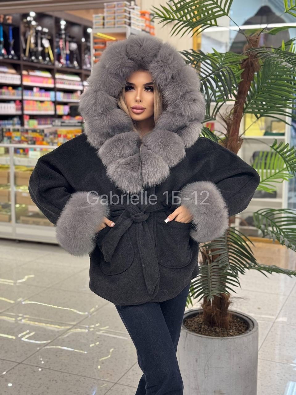 пальто с мехом,пальто с натуральным мехом,полупальто с мехом,стильное пальто,пальто кашемир