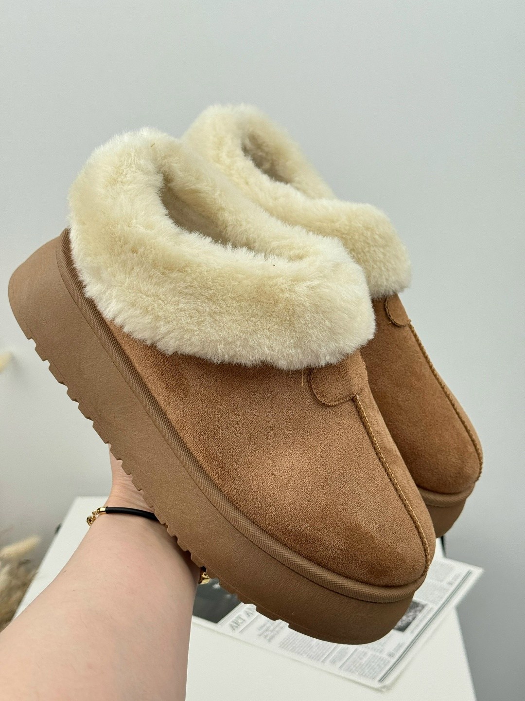 женские угги,,угги женские зимние,женская зимняя ,зимние угги