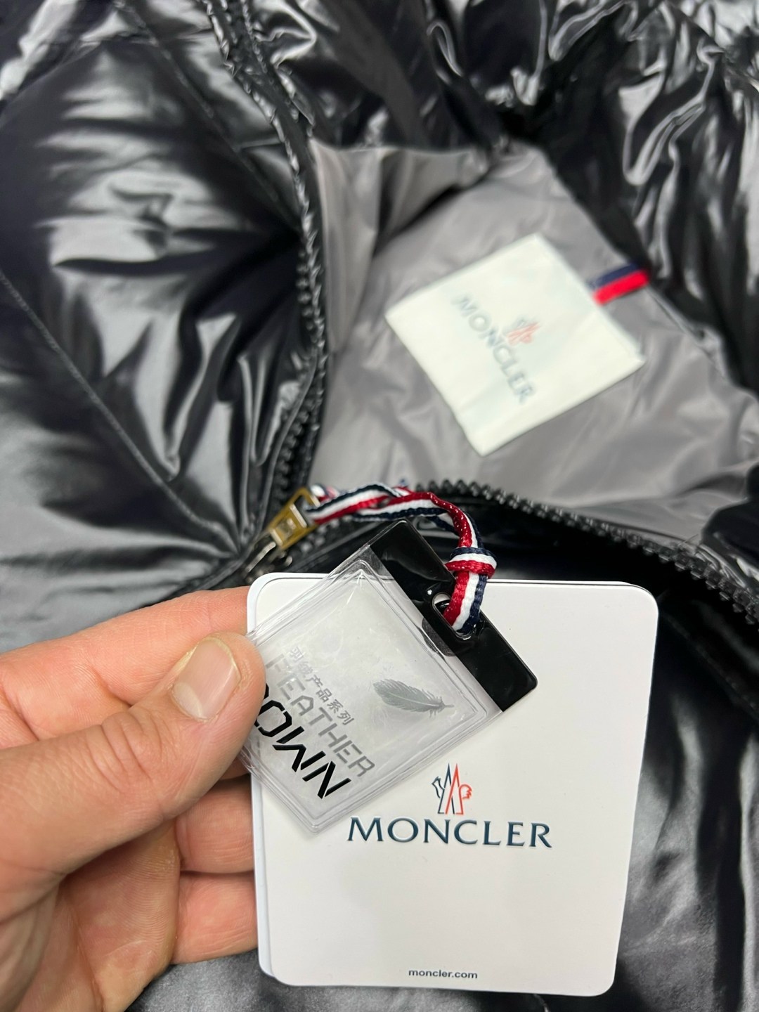 moncler мужской пуховик,moncler пуховик,пуховики монклер,монклер куртка,пуховик монклер мужской