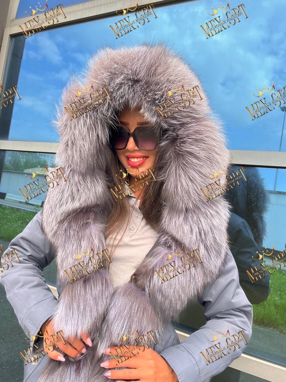 парка с натуральным мехом чернобурки,парка с мехом чернобурки,парка с чернобуркой натуральной,парка с натуральным мехом,парки с чернобуркой женские