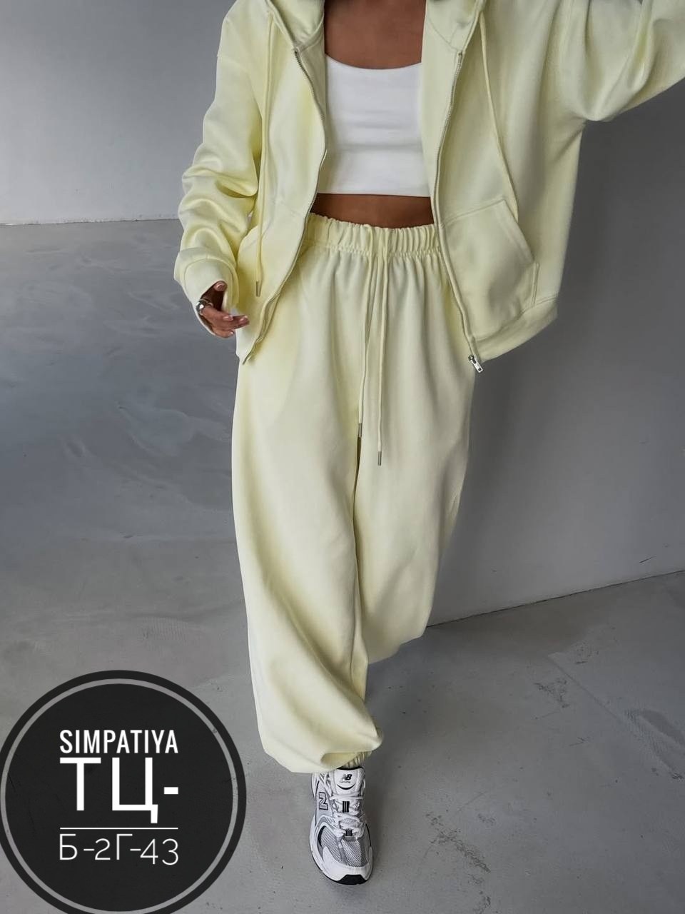 спортивные женские костюмы,спортивные костюмы,стильные костюмы,костюм женский на флисе,cпортивный костюм женский на флисе