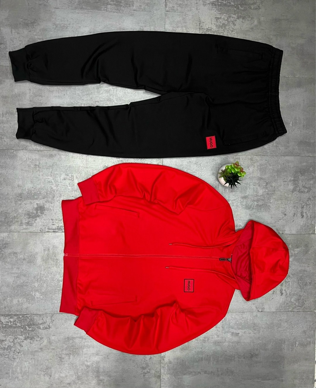 мужские костюмы,,спортивный костюм hugo,спортивные костюмы мужские,спортивный костюм hugo boss