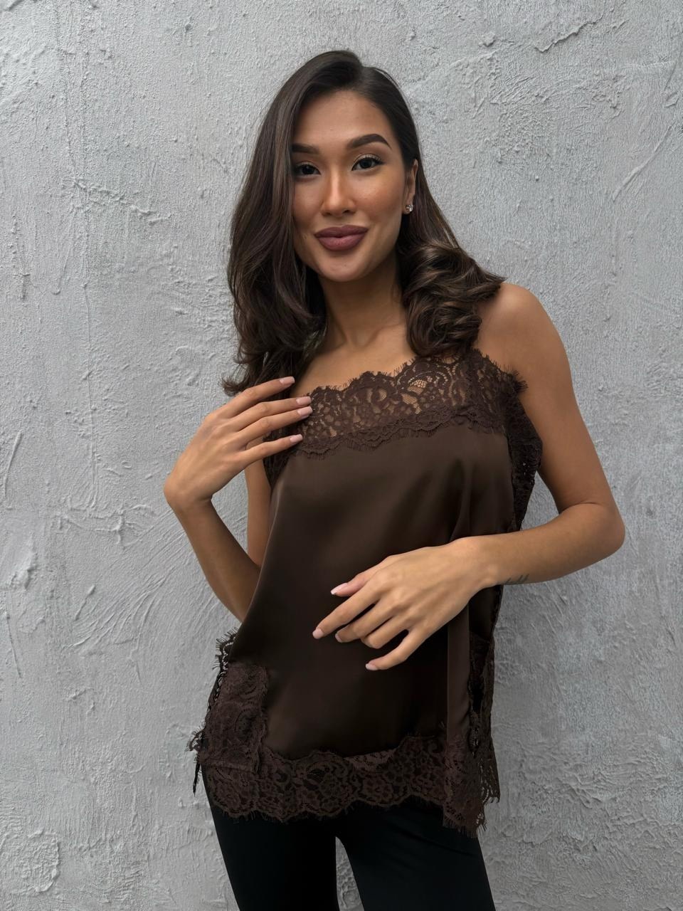 майка с кружевами,кружевная майка,топ с кружевом,шелковый топ,майка с кружевом