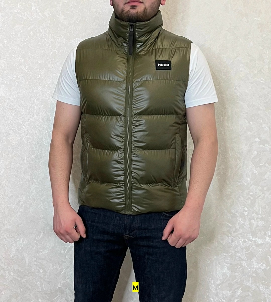 жилетка монклер мужская,мужские жилеты,жилетка мужская,жилет,жилетка армани мужская