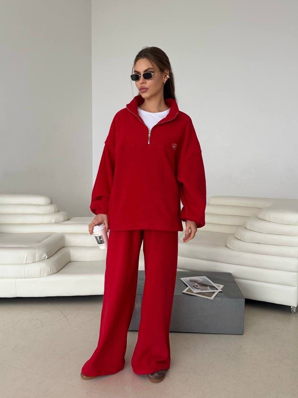 спортивные костюмы оверсайз,костюм красный,костюмы спортивные женские,костюм спортивный оверсайз женский,свитшот женская