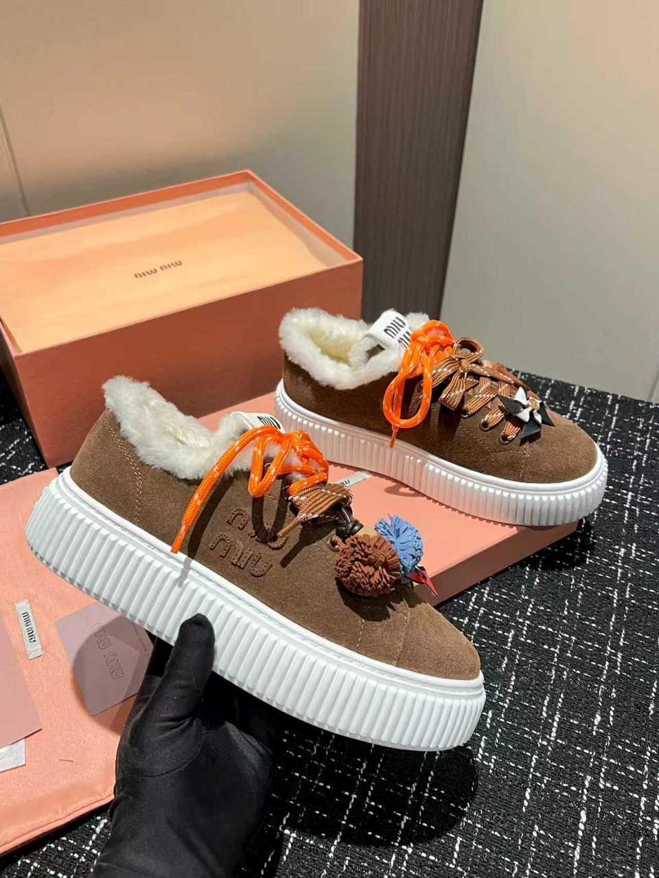 ,женские кроссовки miu miu,кроссовки женскиe,кеды miu miu,кеды с мехом