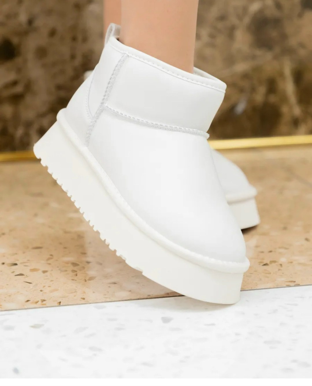 угги женские,,белые угги,угги женские зимние,короткие угги