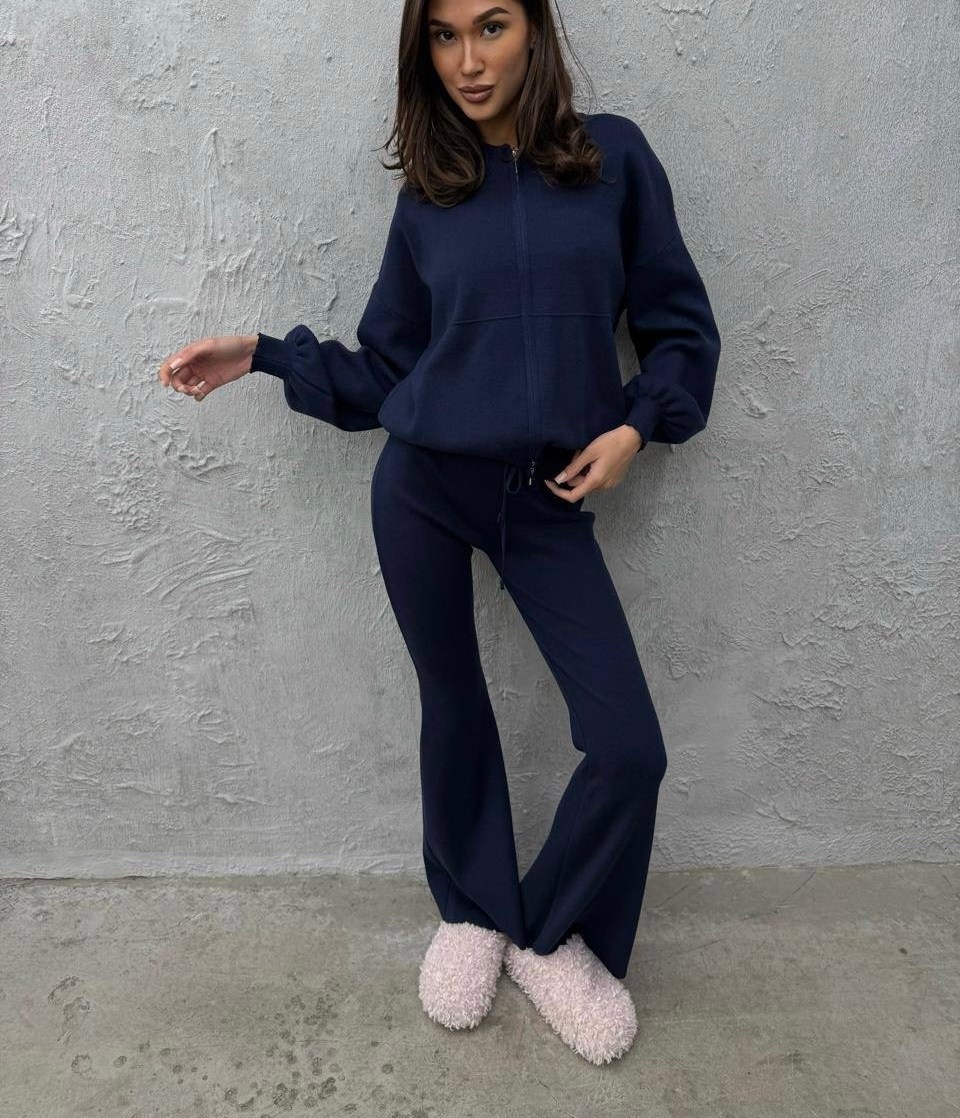 трикотажные костюмы,вязаные костюмы,костюм брючный серый,трикотажные костюмы женские,спортивные костюм