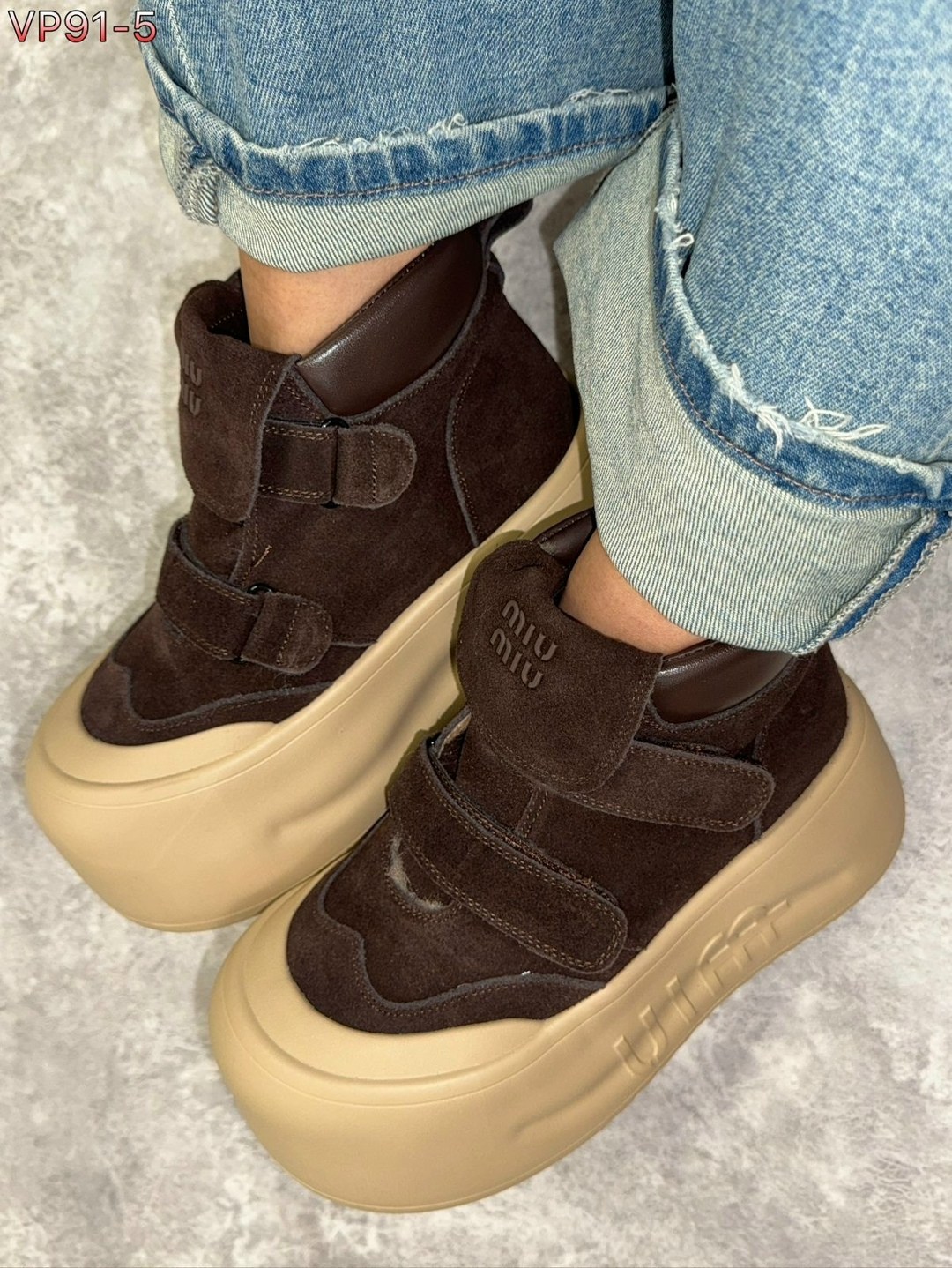 ,ботинки модные, повседневные,женская ,теплая