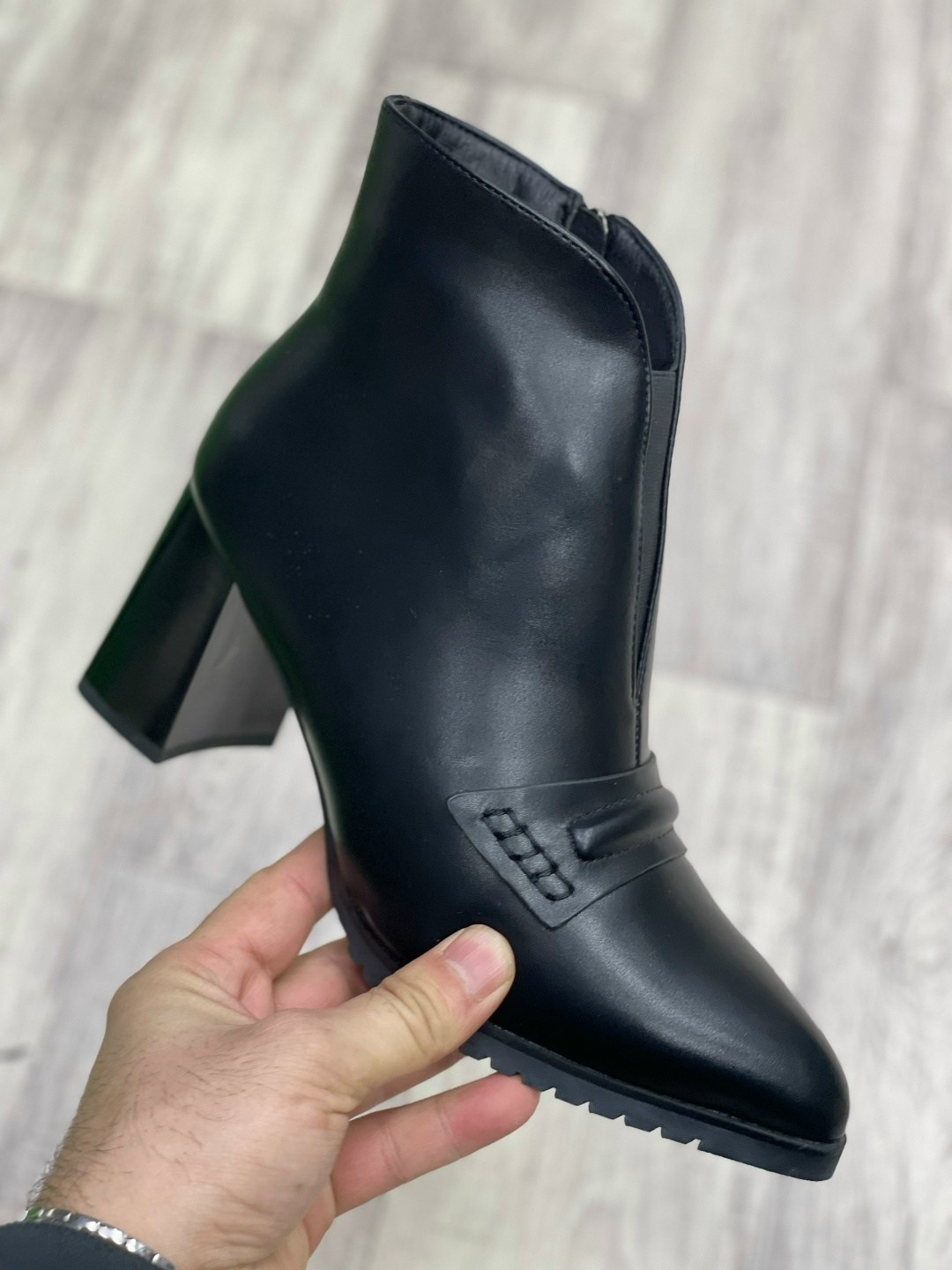 ,ботинки фенди женские,ботинки женские,ботильоны женские,ботинки фенди