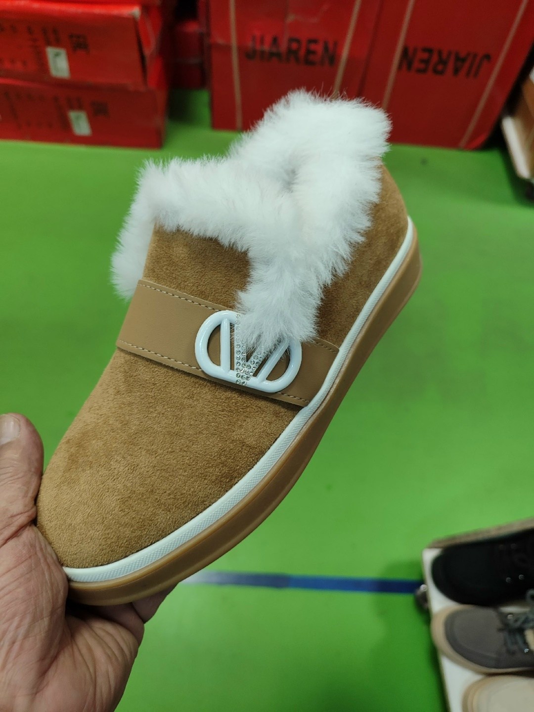 ,женская  зимняя,женские угги,ботинка женские зимние,женская