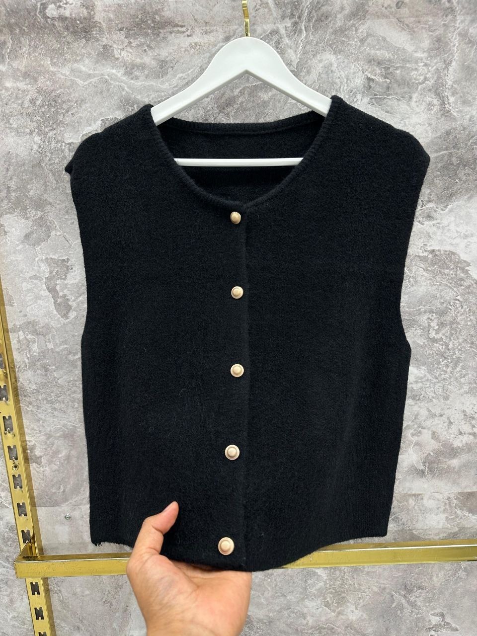 вязаная жилетка,вязаные жилеты,жилет вязаный на пуговицах,жилет женская вязаная,жилетка на пуговицах