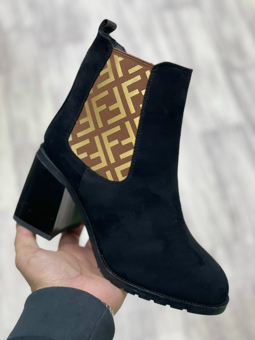 ,ботинки фенди женские,ботинки женские,ботильоны женские,ботинки фенди