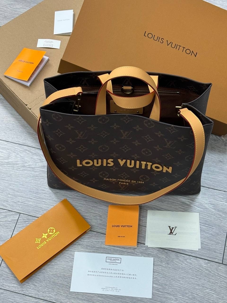 женская сумка louis vuitton,сумка луи виттон,сумка тоут луи виттон,сумкa louis vuitton,сумка шоппер луи виттон