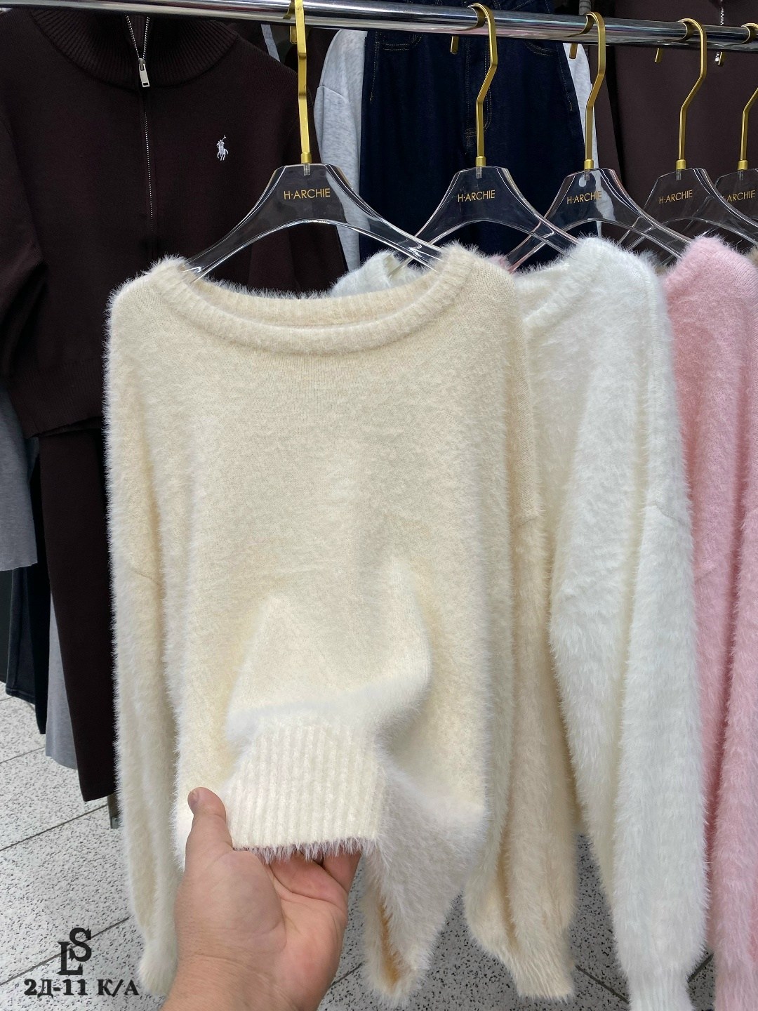 свитер пушистый,свитер розовый,мохеровый свитер,модные свитера,кофта свитер женский