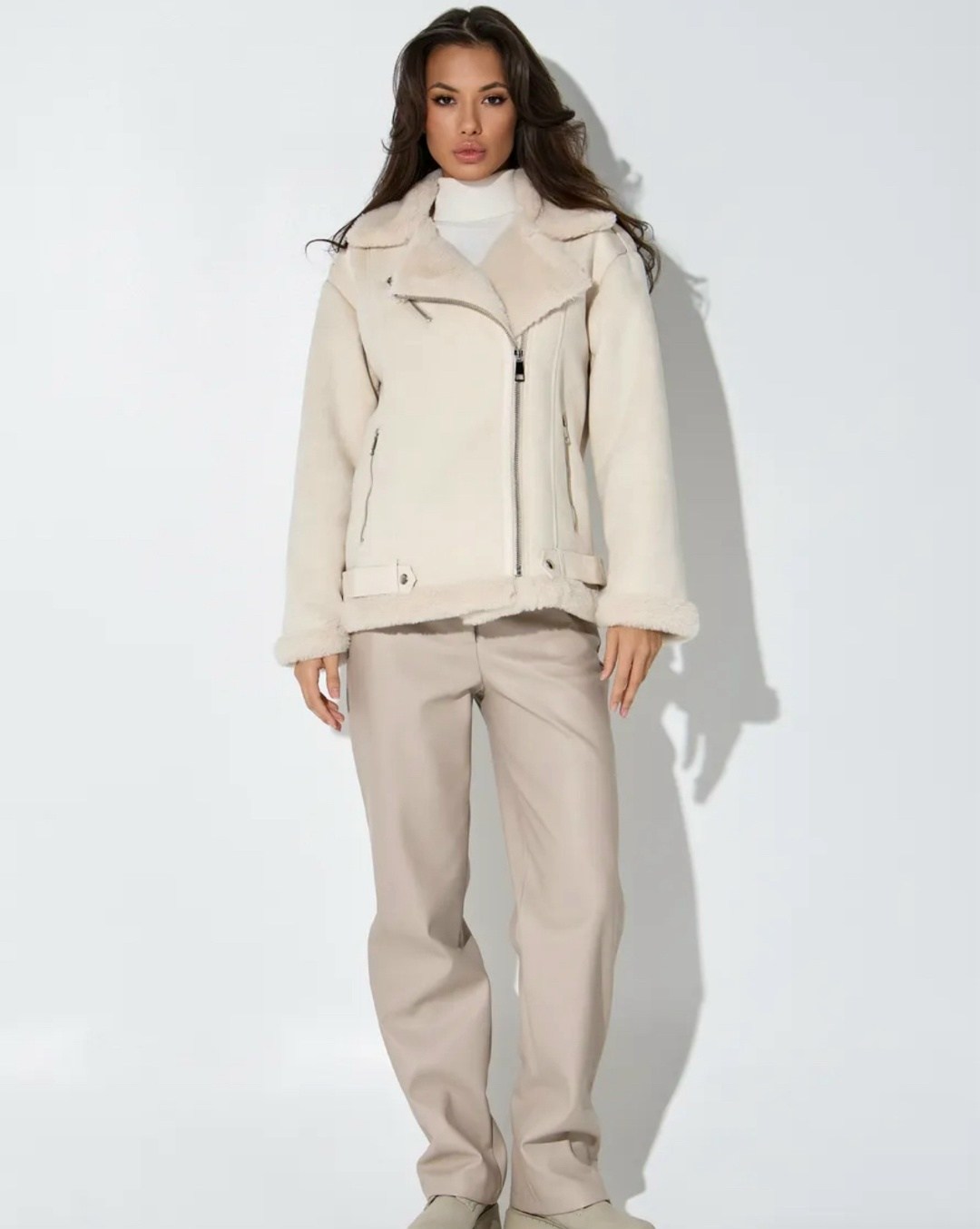 женская дублёнка,стильная дубленка,белая дубленка,бежевая дубленка,дубленка женская авиатор