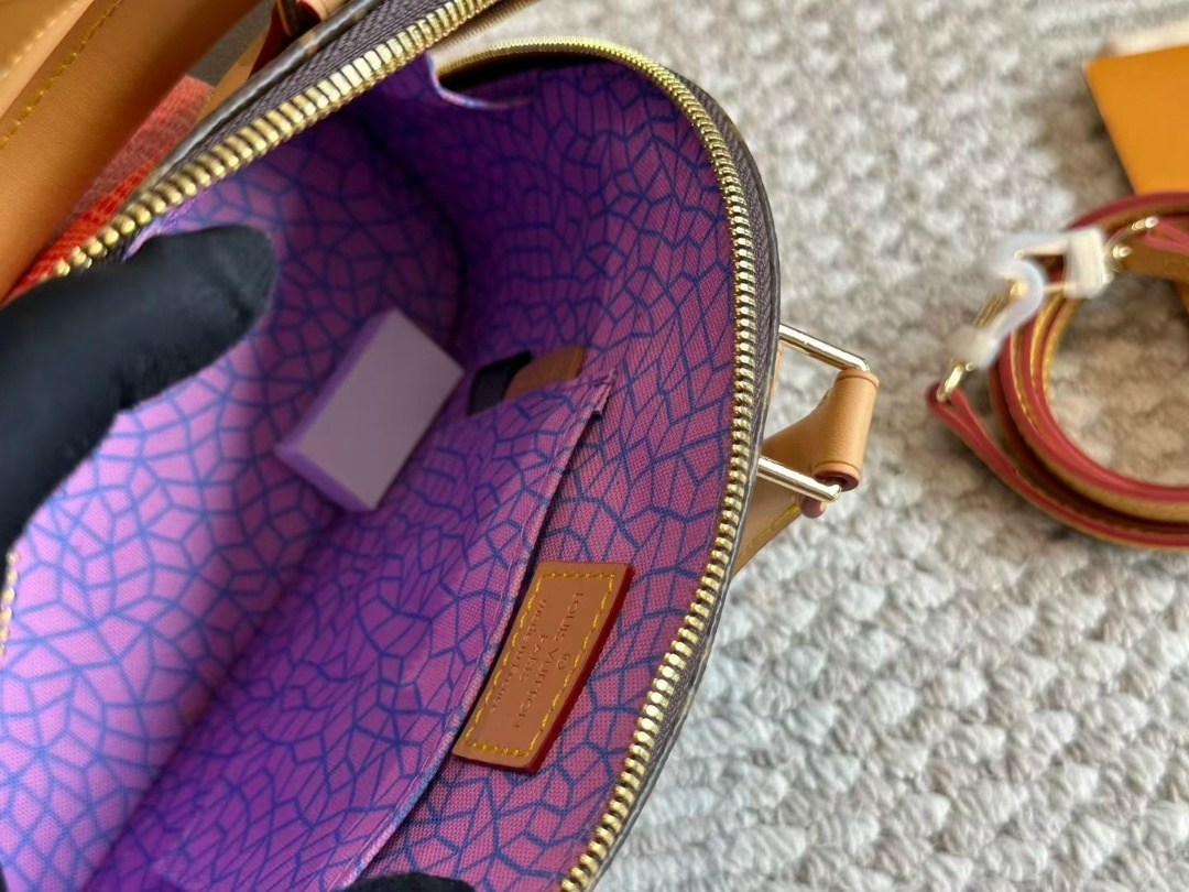 louis vuitton сумка на плечо,сумка луи виттон,louis vuitton сумка,женская сумка louis vuitton,сумка алма бб луи виттон